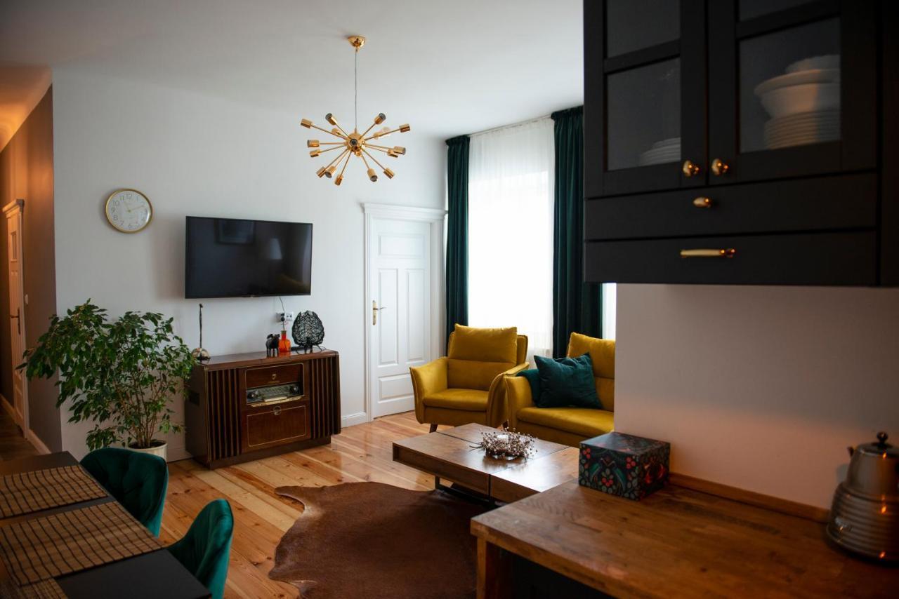 Klimatyczny Apartament Art Deco Appartamento Chełm Esterno foto